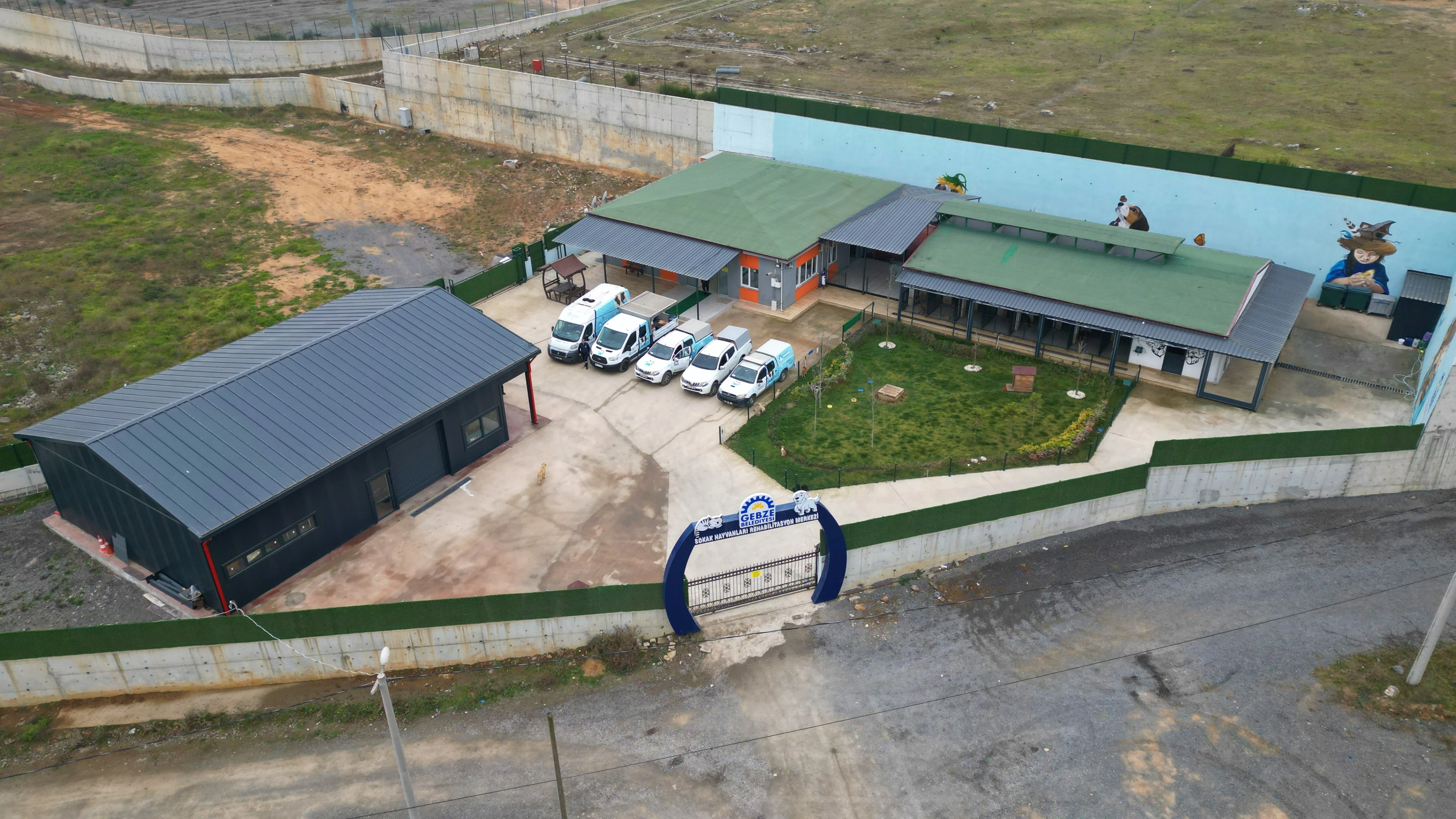 Sokak Hayvanları Bakım ve Rehabilitasyon Merkezi