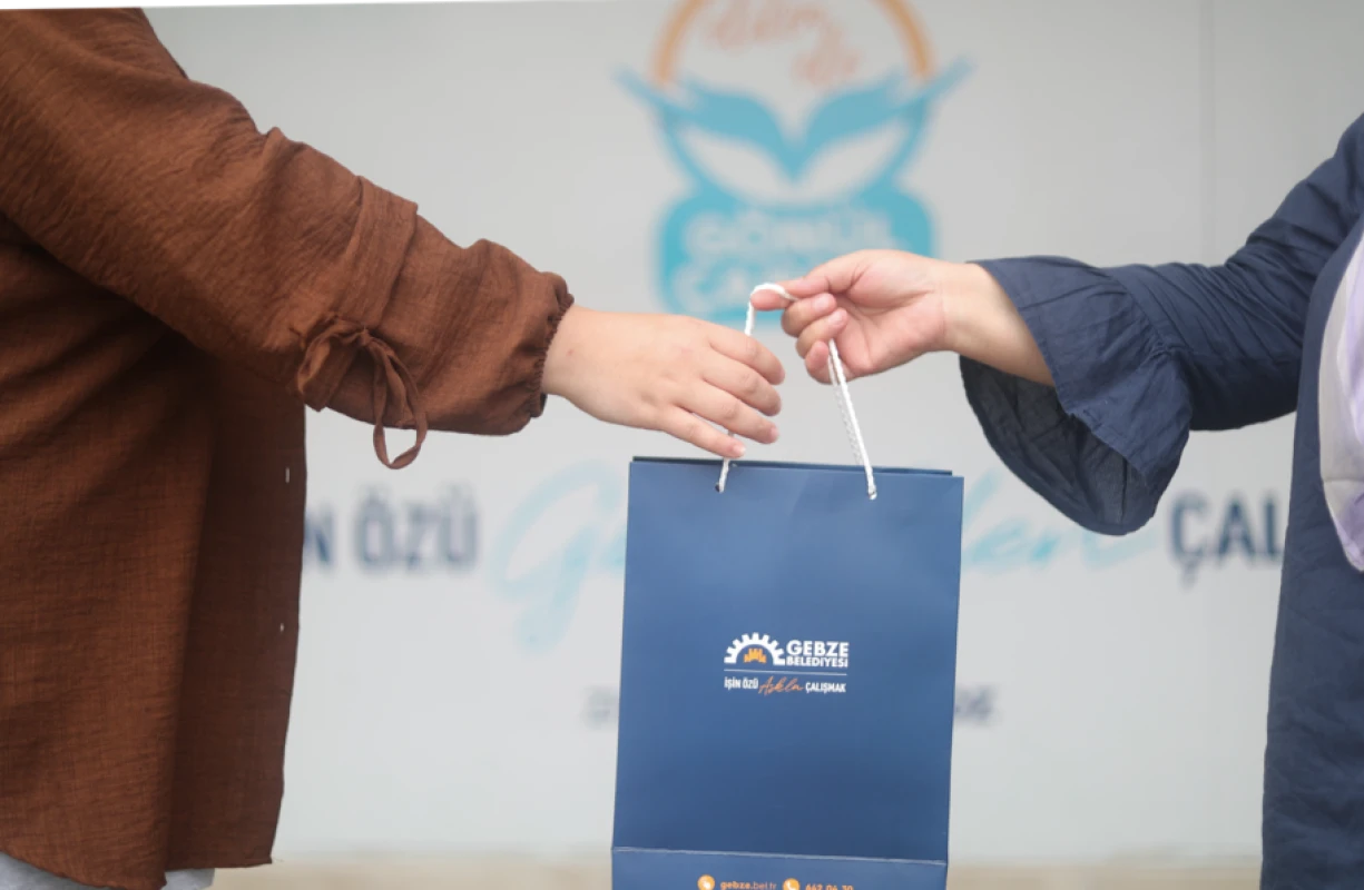 Elden Ele Gönül Çarşısı